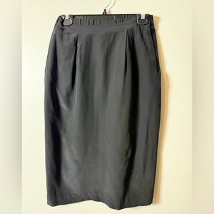 ANNÉES LAUDER | Vintage 1980s 100% Silk Black Midi Skirt